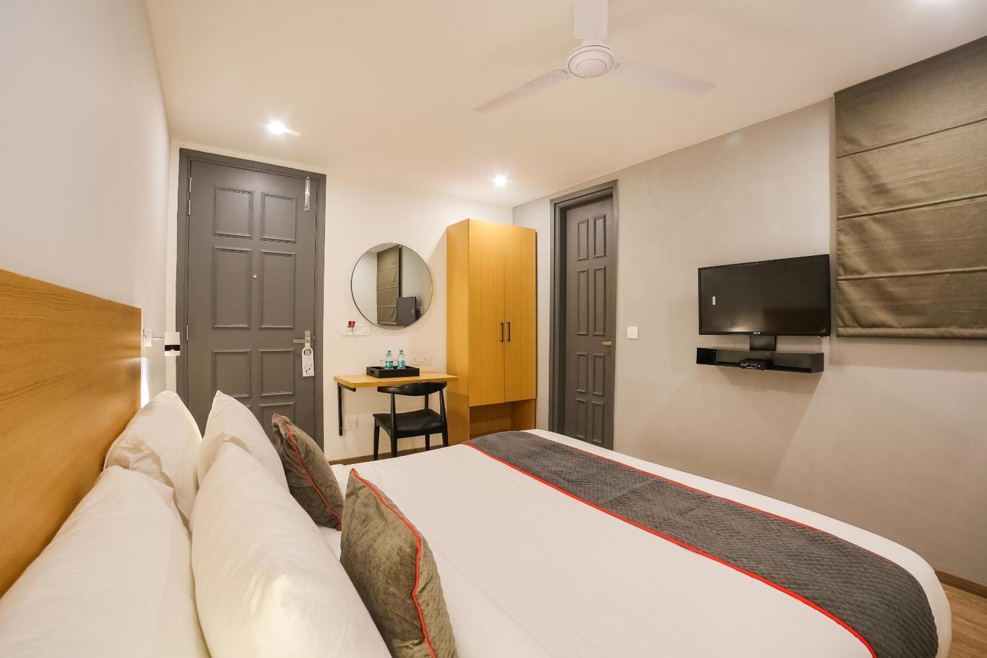 Super Townhouse Near Appu Ghar Hotel Gurgaon Exterior foto