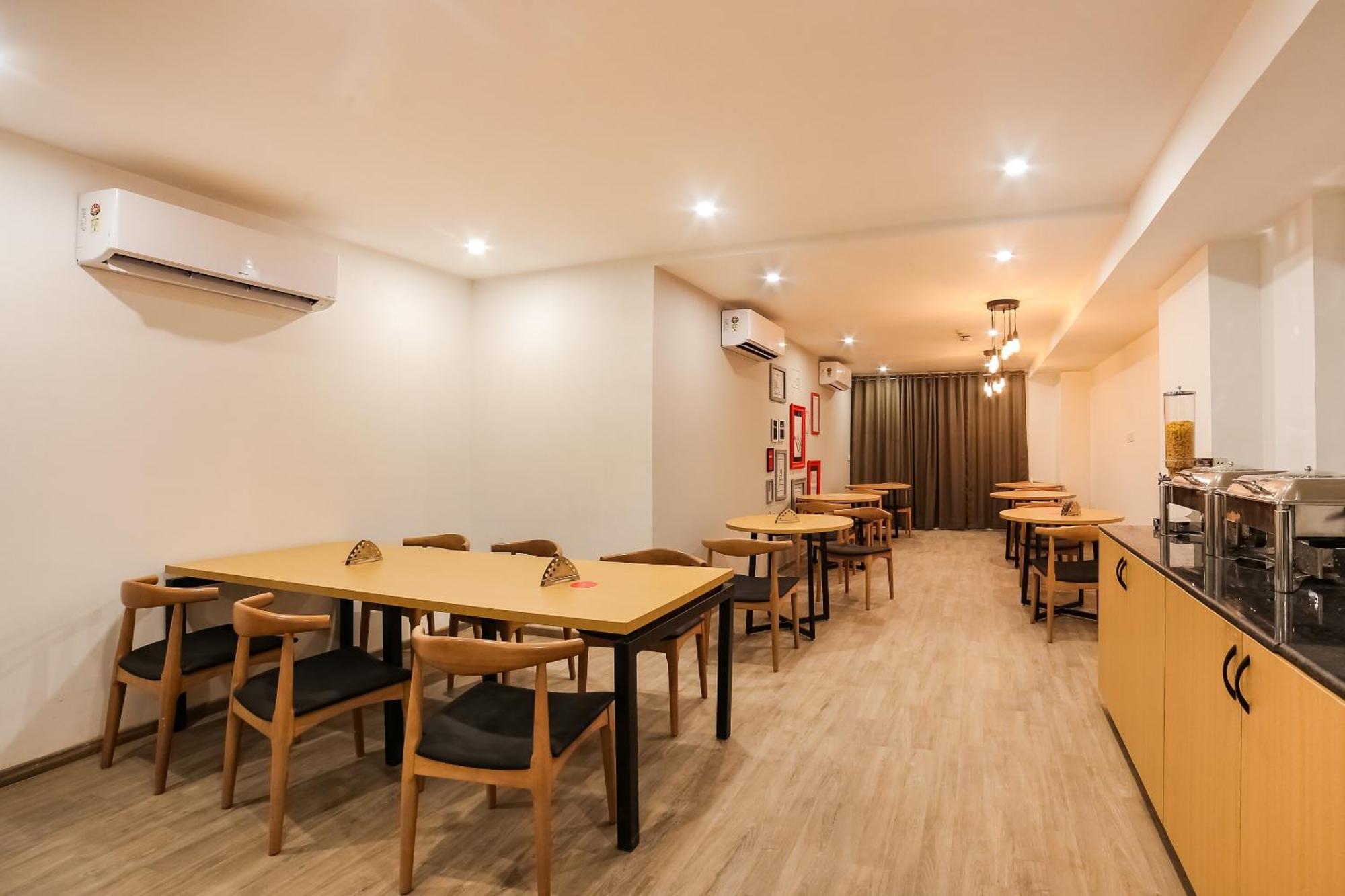 Super Townhouse Near Appu Ghar Hotel Gurgaon Exterior foto
