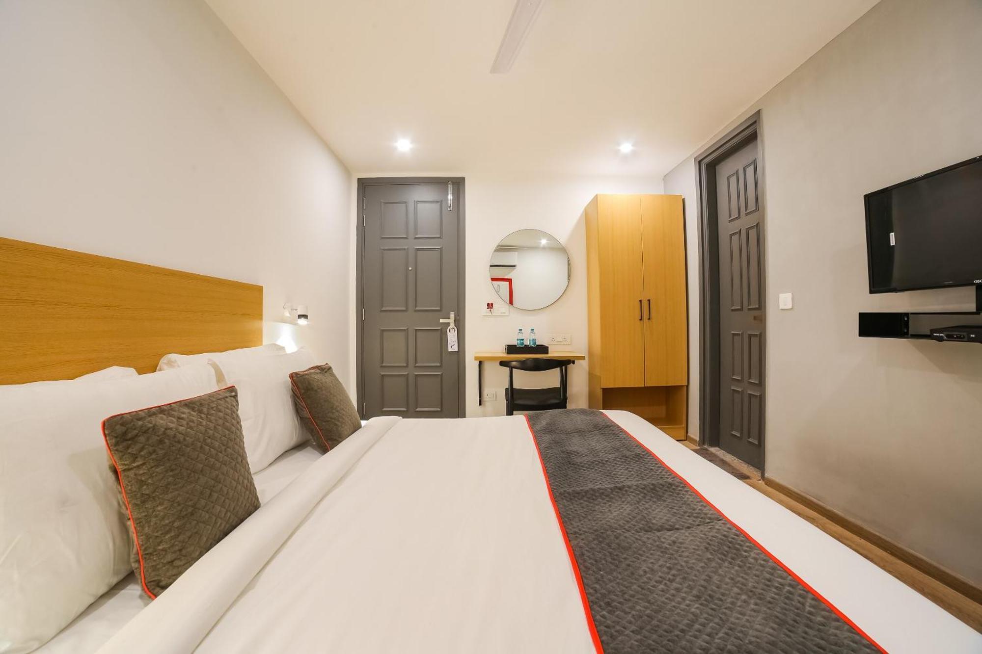 Super Townhouse Near Appu Ghar Hotel Gurgaon Exterior foto